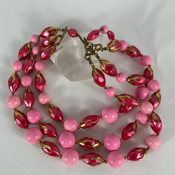Choker Multi Strand Vintage 1950s with Round Oblong Beads & Gold Tone Hardware - Picture 2 of 15